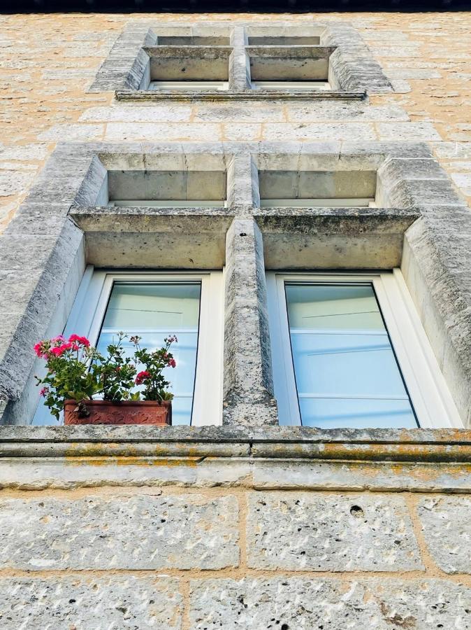 Maison Du Roc Bed and Breakfast Champagnac-de-Bélair Buitenkant foto